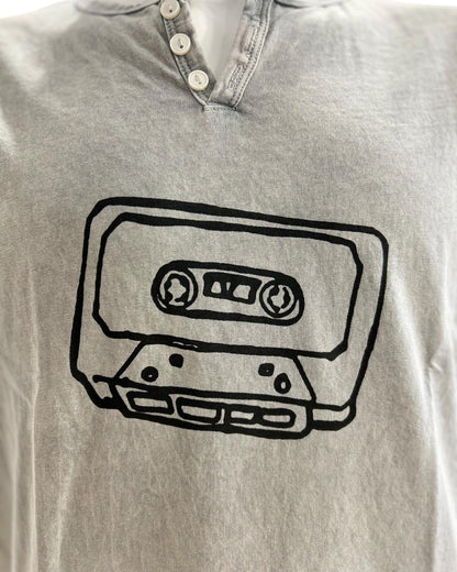 Finestreta Mediterranean T-Shirt Cassette Gris