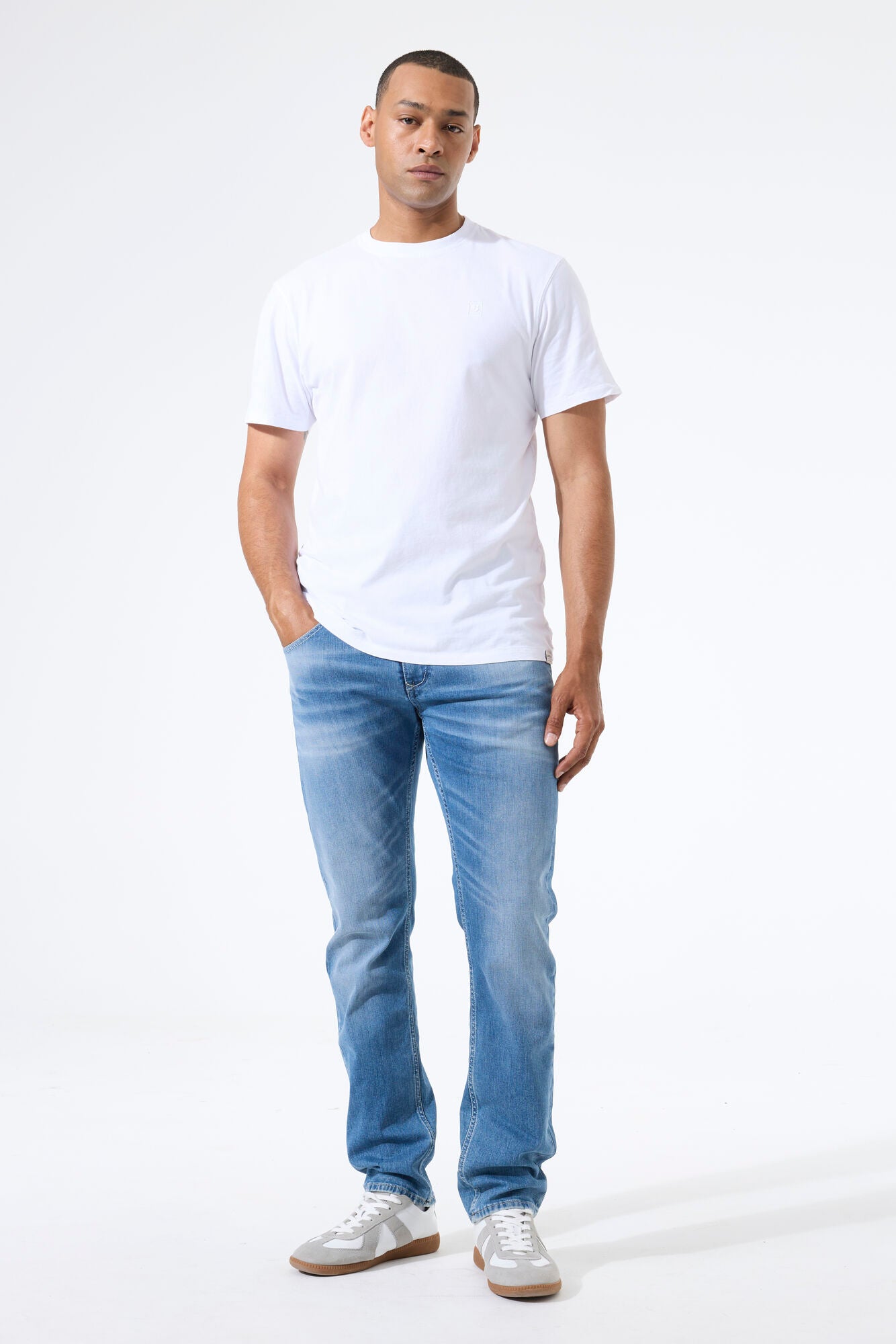 Garcia Jeans Pantalon Vaquero Straight Russo Light Used