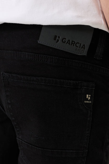 Garcia Jeans Pantalon Vaquero Straight Sostenible Russo Negro