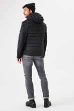 Cargar imagen en el visor de la galería, Garcia Jeans Chaqueta Softshell Raven
