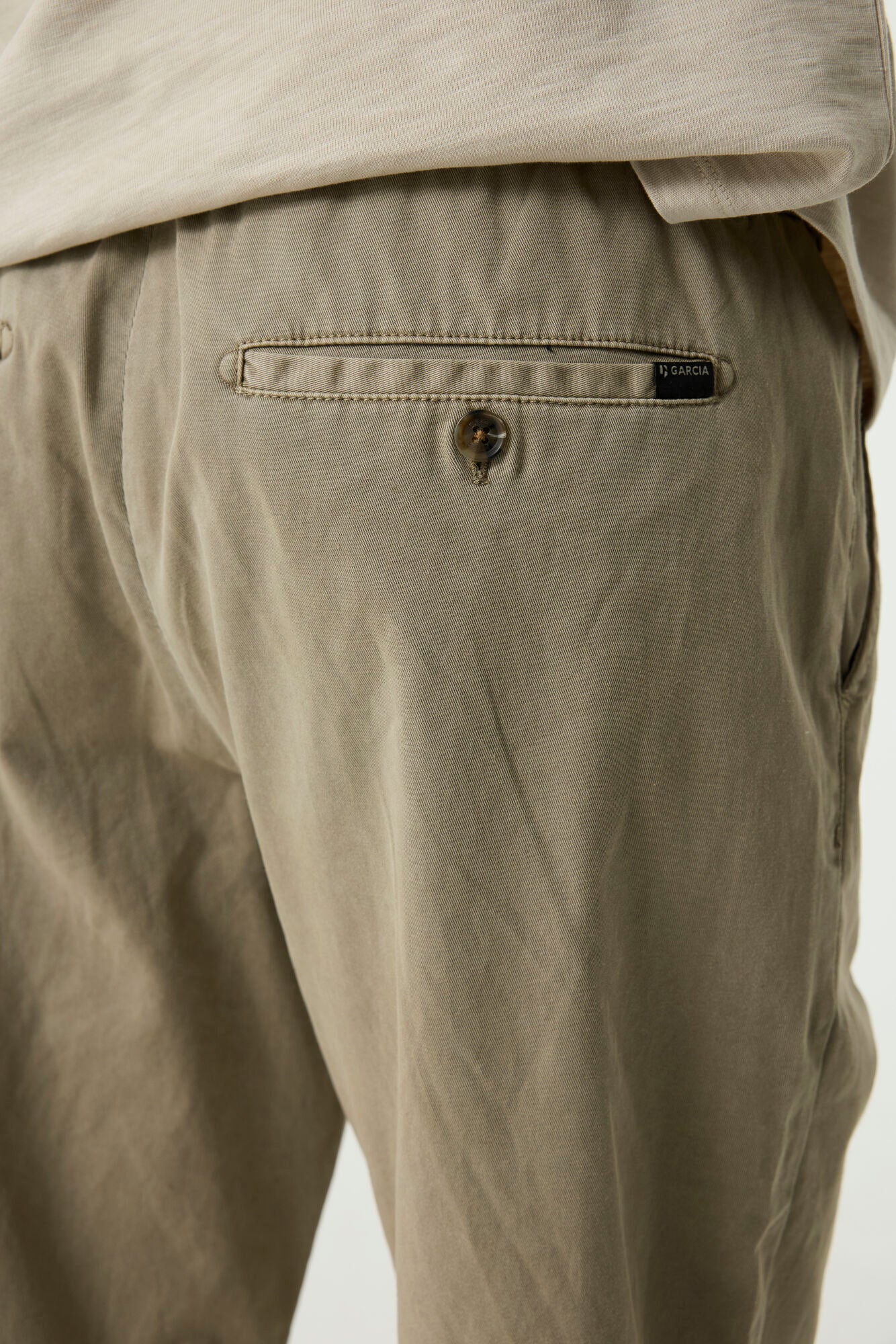 Garcia Jeans Pantalon Gabardina Regular Fit Sostenible Brown