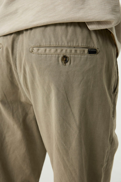 Garcia Jeans Pantalon Gabardina Regular Fit Sostenible Brown