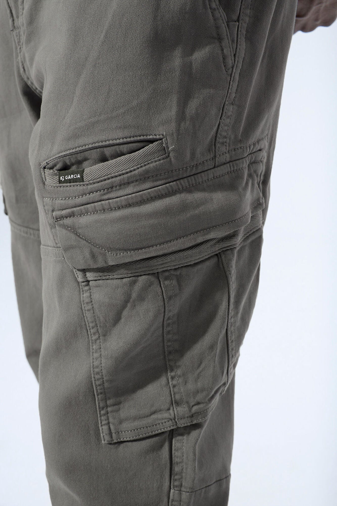 Garcia Jeans Pantalon Cargo Elastico Sage Green